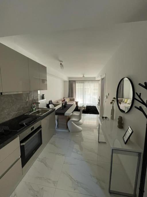 Niarchos Apartment III Atenas Exterior foto